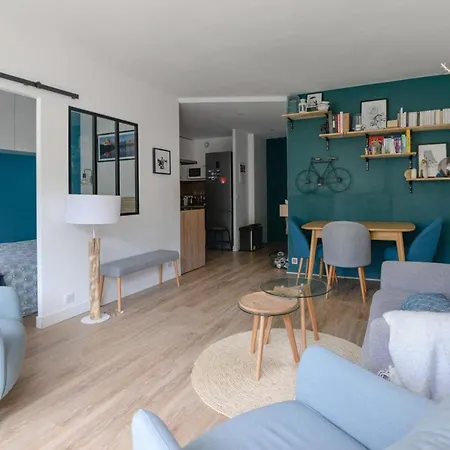 Nice Design Apt With Balcony In The Heart Of Paris * Paris